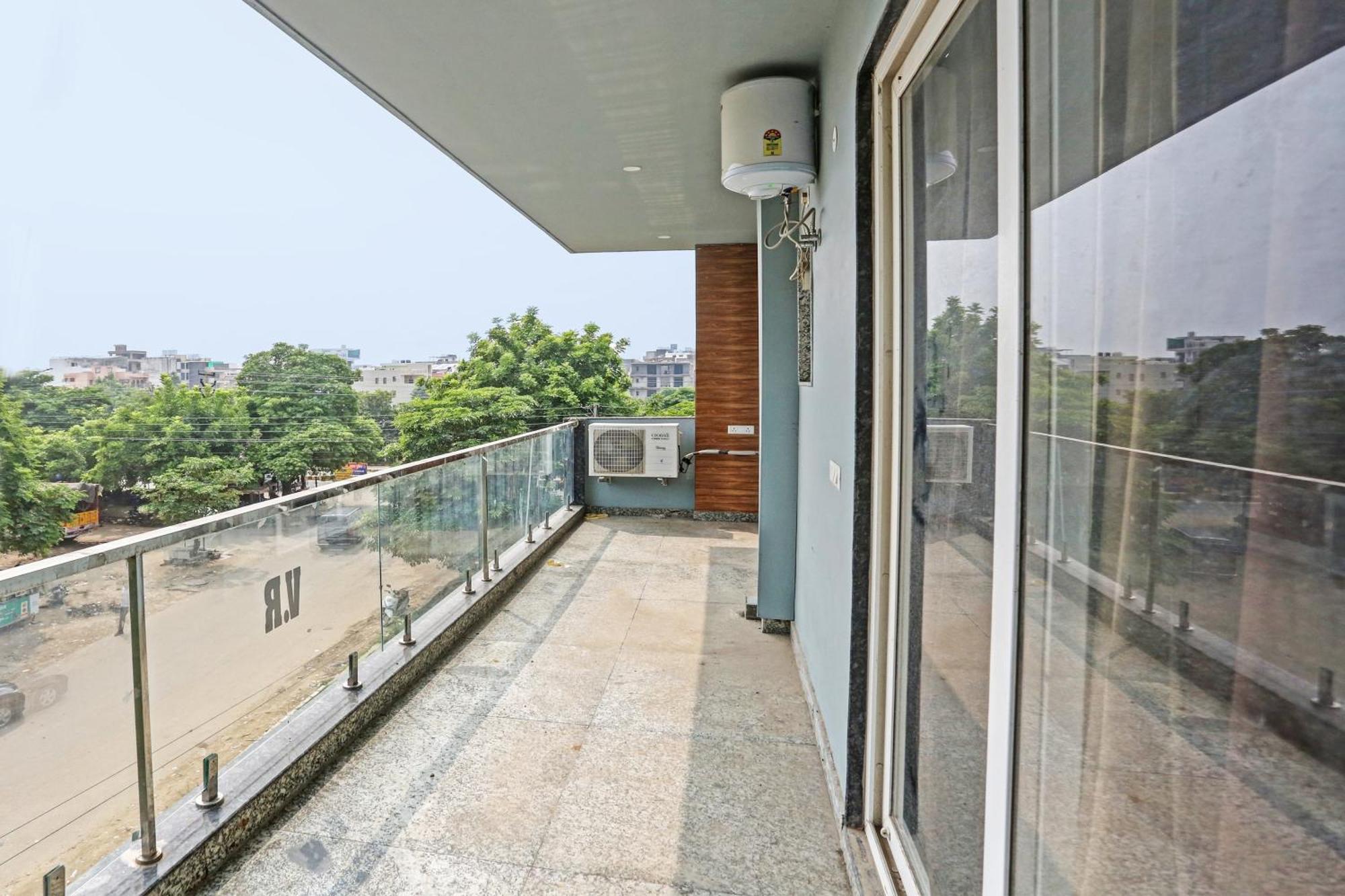 Hotel O Vikrant Residency Gurgaon Ngoại thất bức ảnh